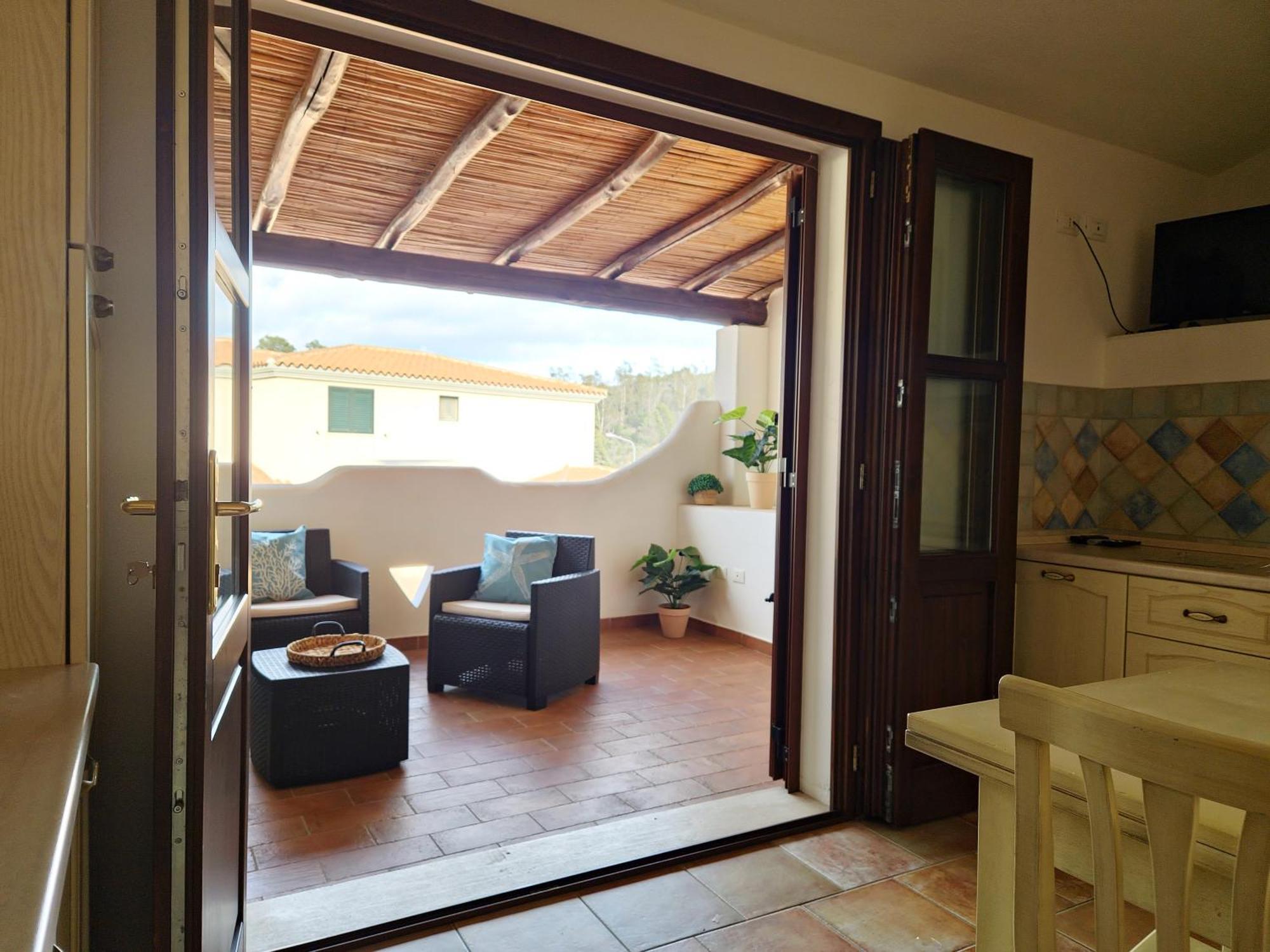 Dommos - Melodie Apartments Cala Liberotto Εξωτερικό φωτογραφία