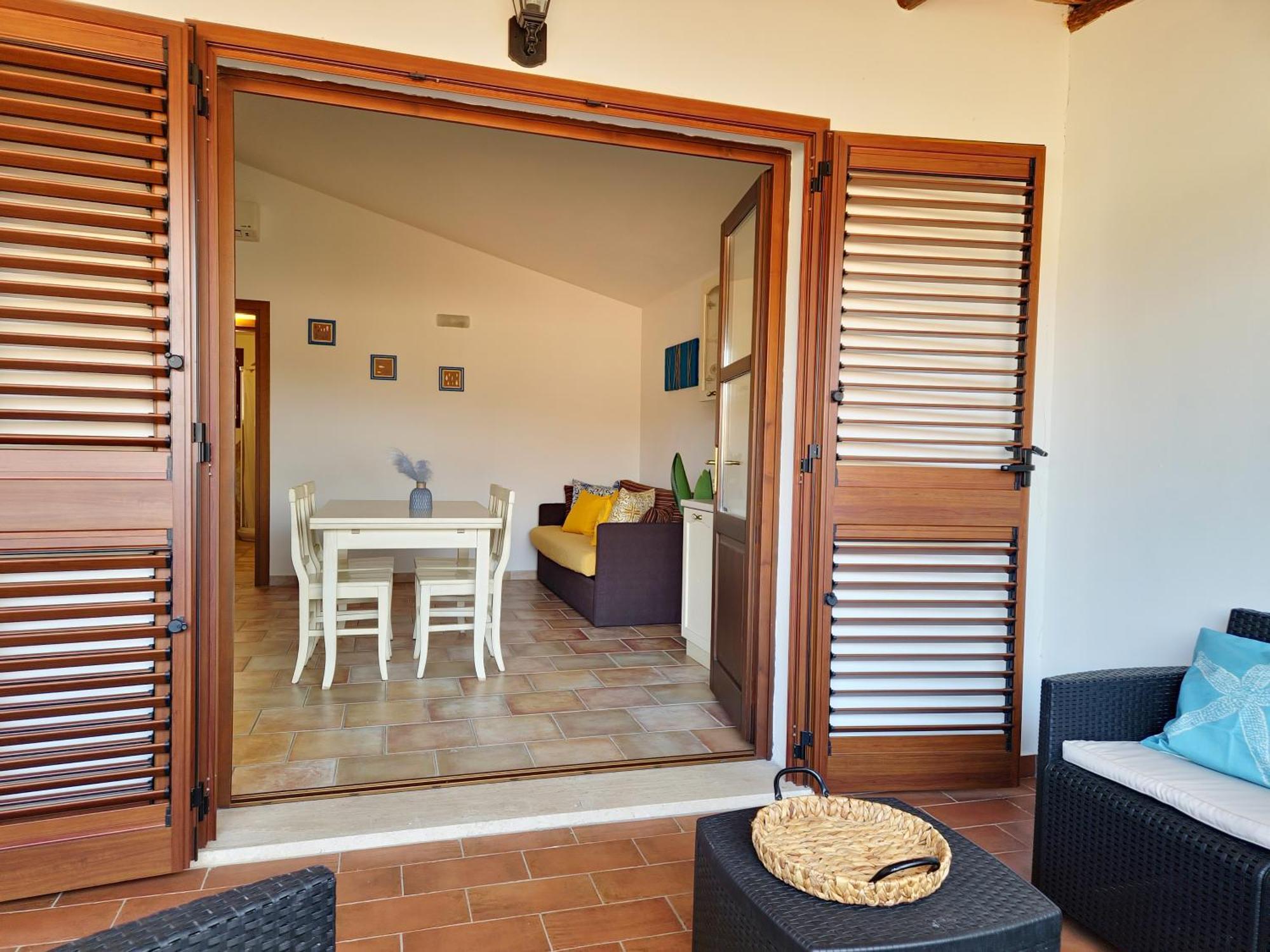Dommos - Melodie Apartments Cala Liberotto Εξωτερικό φωτογραφία