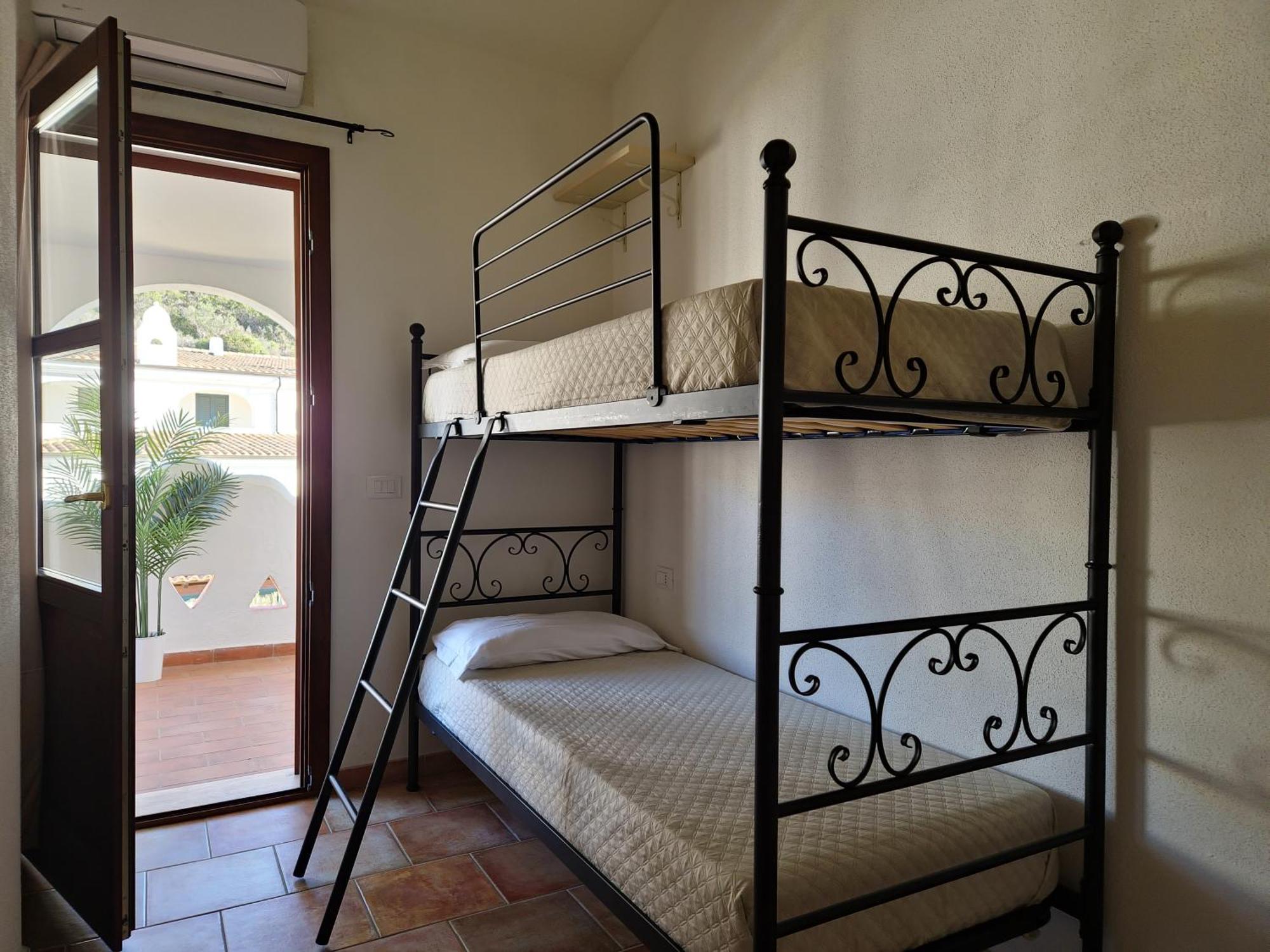 Dommos - Melodie Apartments Cala Liberotto Εξωτερικό φωτογραφία